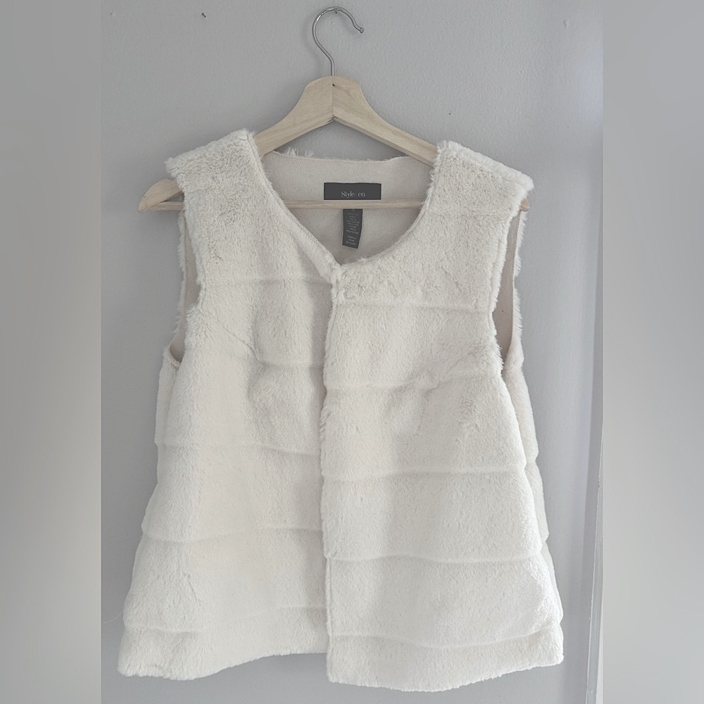 Style & Co. Cream Faux Fur Vest
